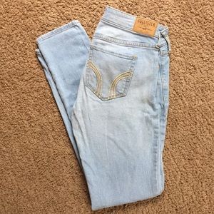 Light Wash Hollister Skinny Jeans